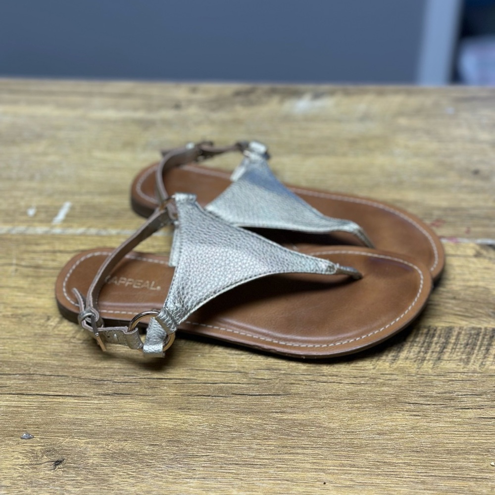 Xappeal gold sandals
